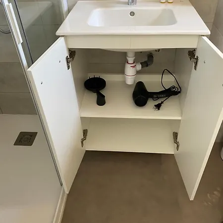 2 Pieces Dans Hoteliere Les Hameaux De Saint-cyprien