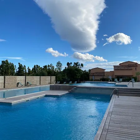 アパートホテル 2 Pieces Dans Hoteliere Les Hameaux De Saint-cyprien レクシ