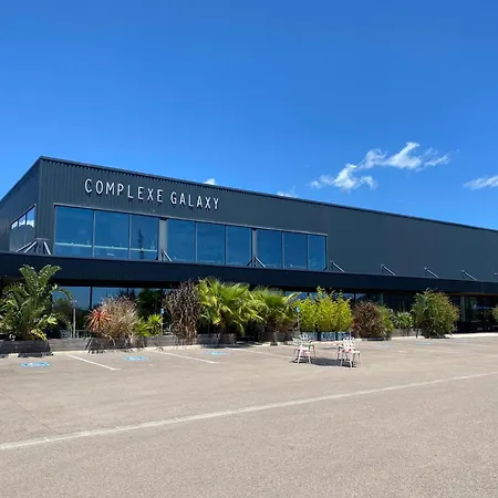 2 Pièces Dans Résidence Hôtelière Les Hameaux De Saint-cyprien Apartahotel 3*