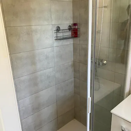 2 Pieces Dans Hoteliere Les Hameaux De Saint-cyprien Apartahotel Lecci