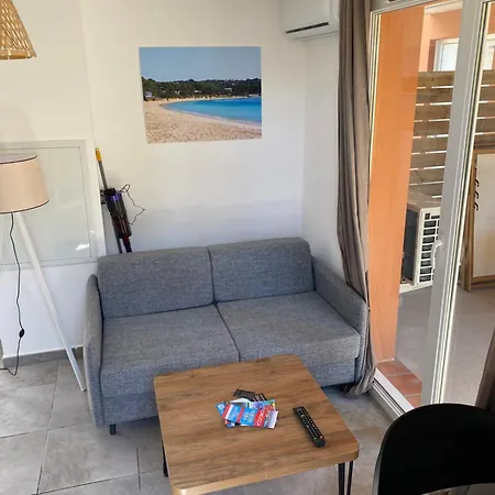 2 Pieces Dans Hoteliere Les Hameaux De Saint-cyprien * Lecci