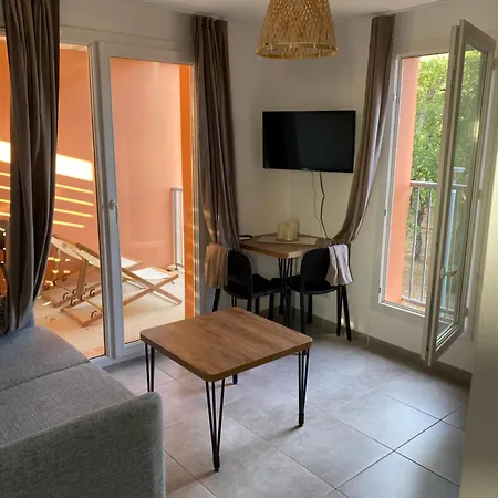 2 Pieces Dans Hoteliere Les Hameaux De Saint-cyprien Lecci