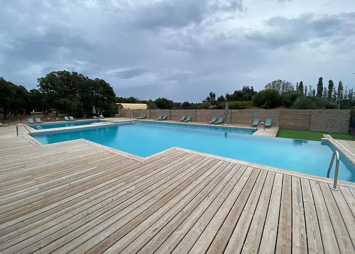 2 Pieces Dans Hoteliere Les Hameaux De Saint-cyprien Lejlighedshotel Lecci